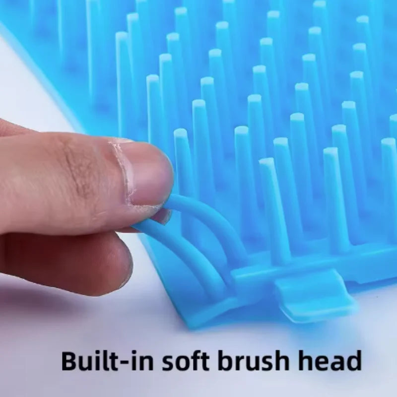 Copo de Limpeza para Patas de Cães – Escova Portátil com Cerdas de Silicone / Dog Paw Cleaner Cup – Portable Paw Washer with Soft Silicone Bristles